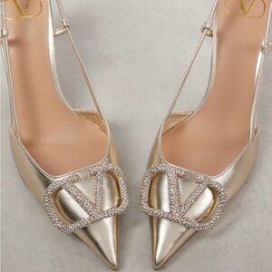 VALENTINO GARAVANI VLogo Signature metallic leather slingback pumps size 36 NEW